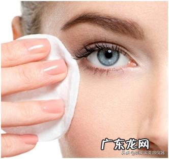 怎么卸妆才正确 只用清水可以卸妆吗