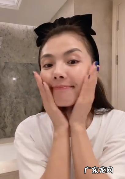 43岁刘涛无惧素颜大胆卸妆 刘涛教正确卸妆流程