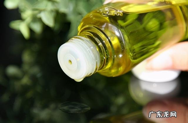 卸妆六大类该如何挑选 卸妆乳和卸妆水卸妆油哪个好