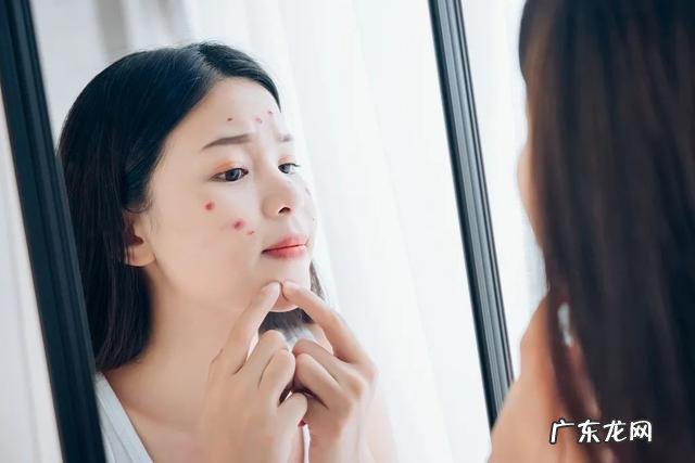 去角质的正确方法 不洗脸睡觉有什么坏处