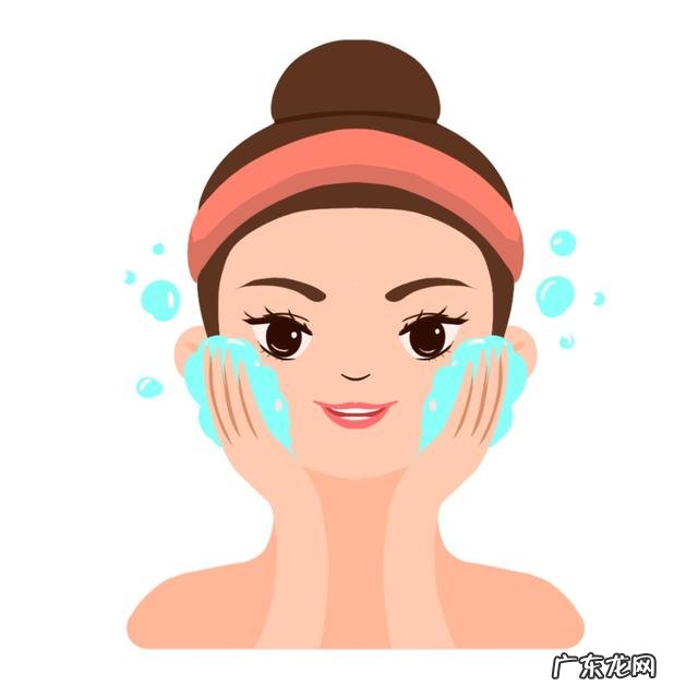 热水洗脸对痘痘好吗 用热水或者冷水洗脸的区别