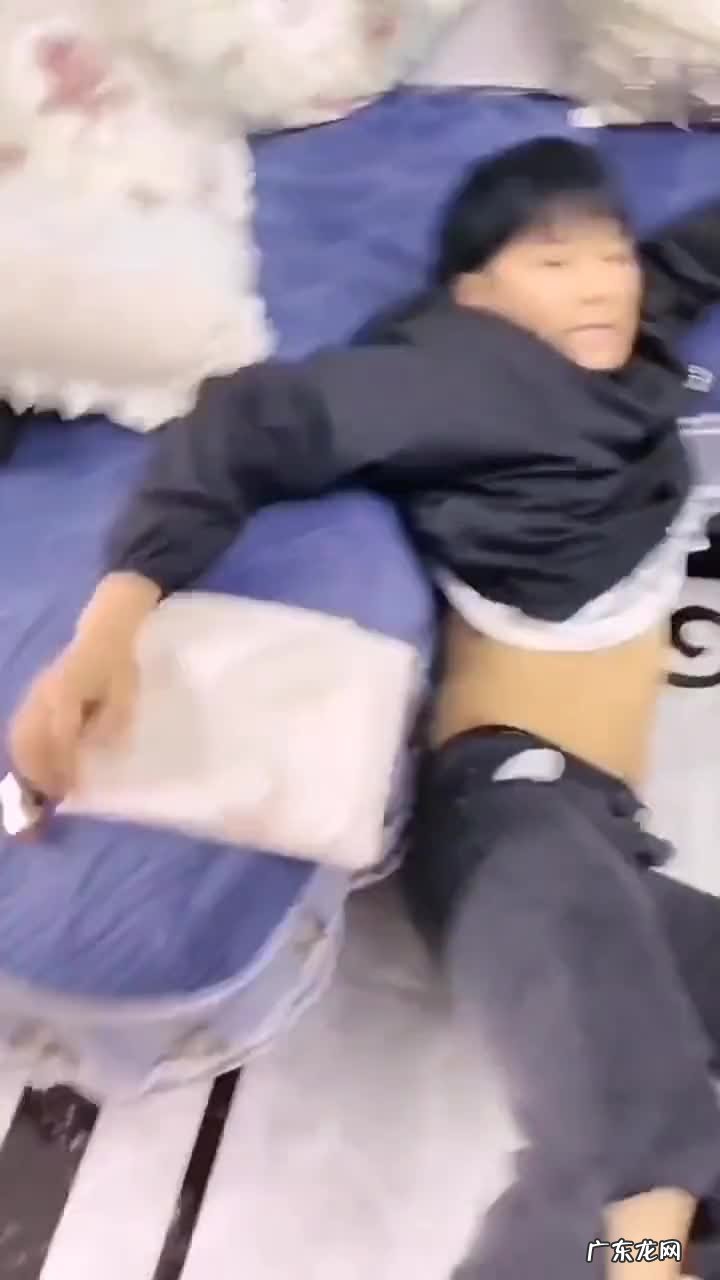 “反向带货”圈粉千万，怕涨粉两个月不开播，疯狂小杨哥是何来路