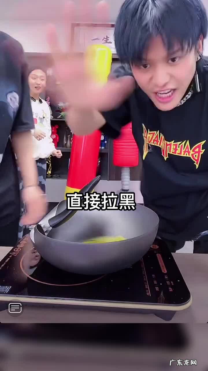 “反向带货”圈粉千万,怕涨粉两个月不开播,疯狂小杨哥是何来路