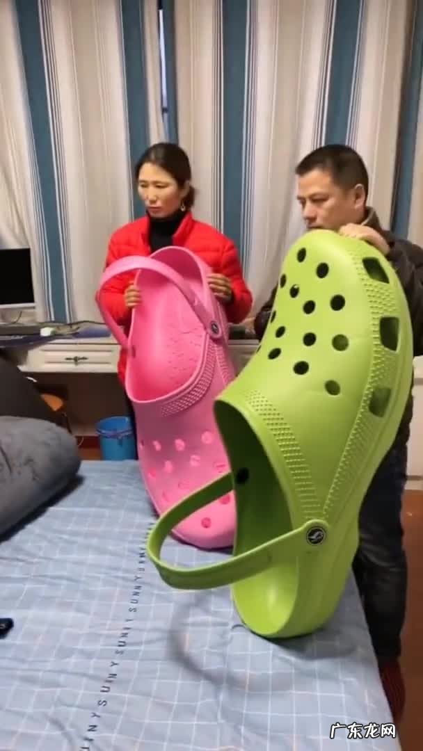 “反向带货”圈粉千万,怕涨粉两个月不开播,疯狂小杨哥是何来路