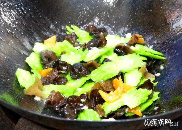 湿气重吃什么排湿最快 冬瓜祛湿气最快的食物