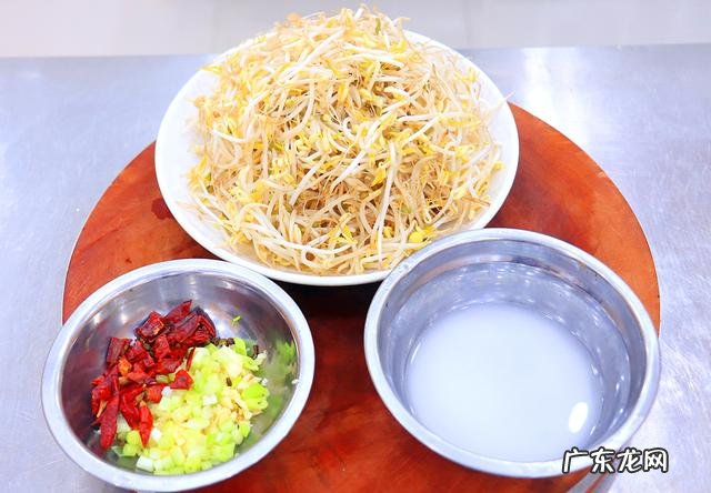 绿豆芽怎么生吃 绿豆芽能怎样吃