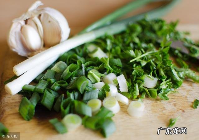 增加湿气的食物 湿气重的人可以吃哪些食物