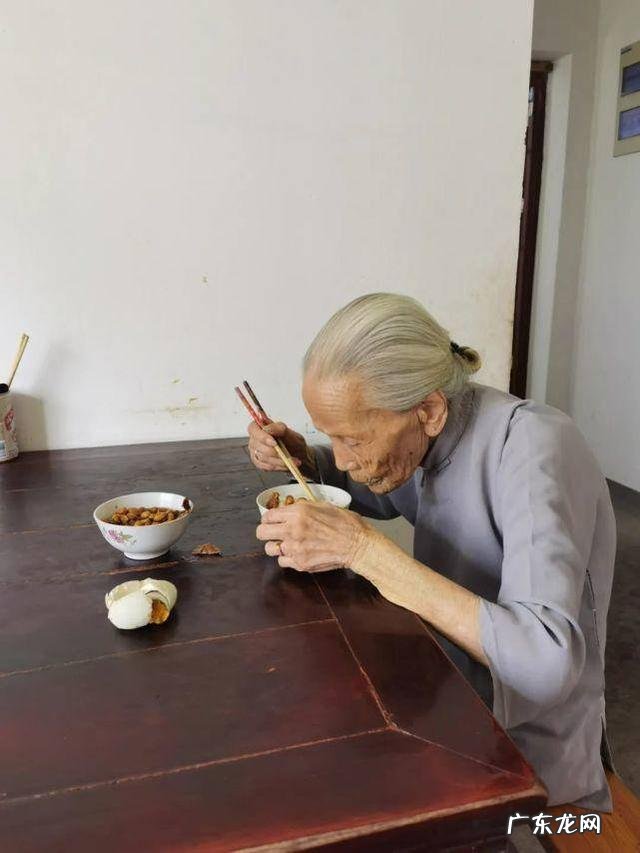 长寿老人饮食统计 余杭百岁老人