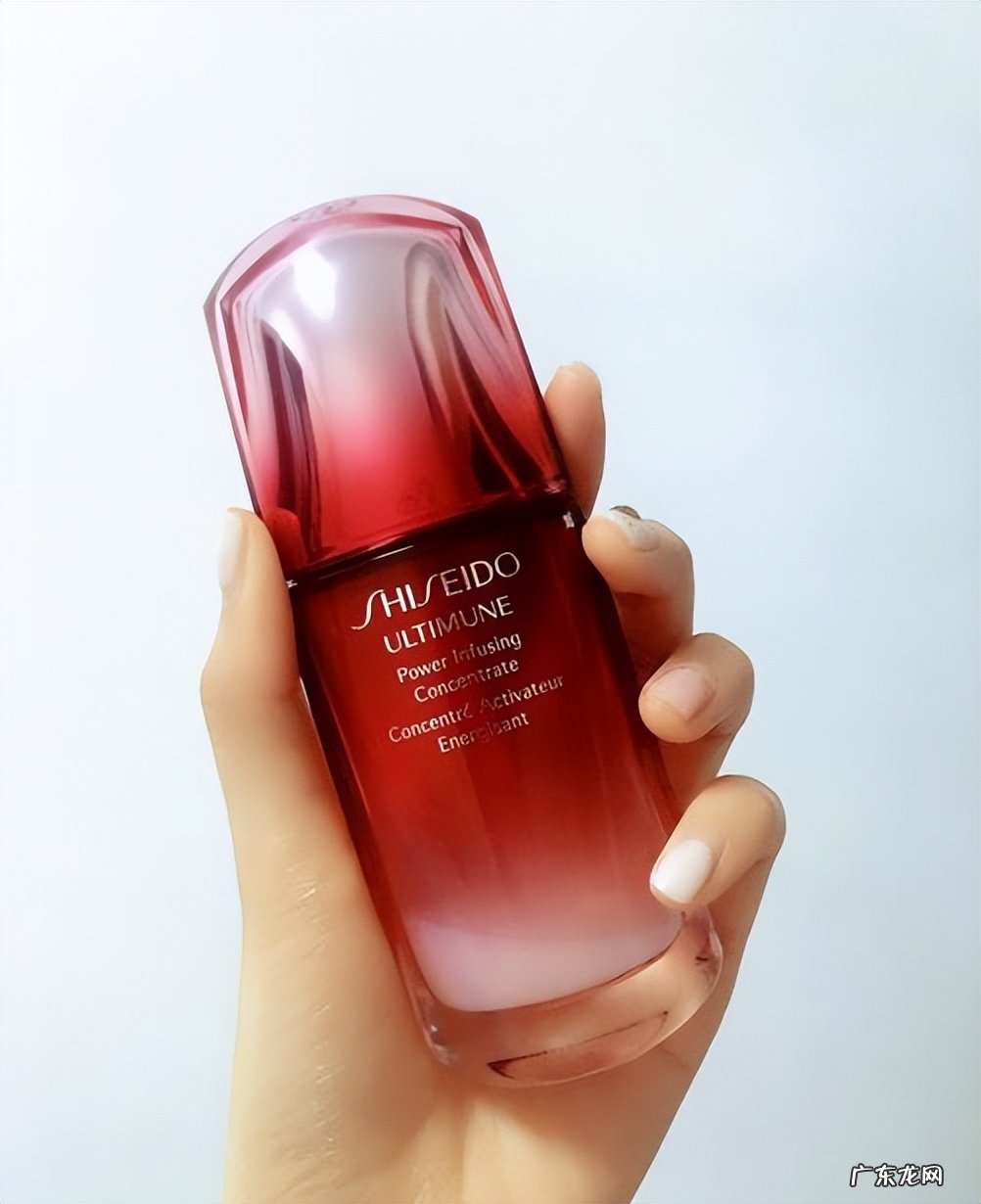 推荐三款各方面都很优秀的“抗老精华”,你用过哪款?