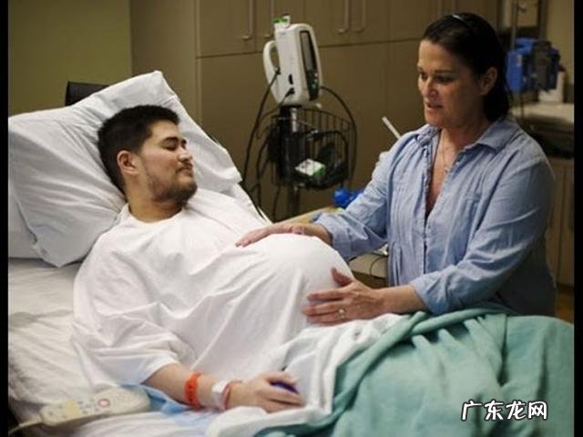 男的怀孕!哥伦比亚女模特的老公怀孕8个月即将生产,怎么回事