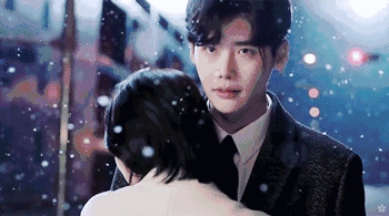 最近有什么好看的韩剧，最好是甜蜜轻喜剧的那种