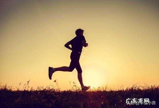 冬天早上跑步前要吃东西吗?