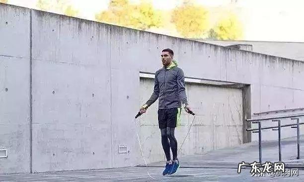 跳绳20分钟 VS 跑步1小时,看两者的减肥效果的差别