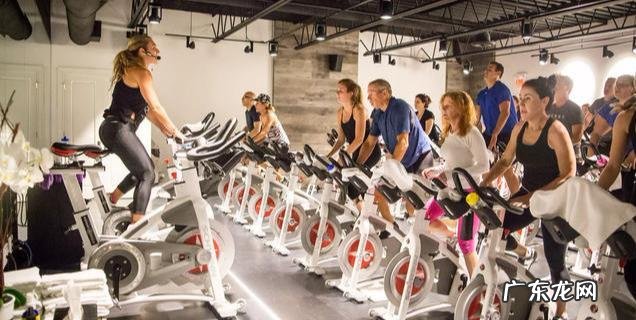 为什么说动感单车减脂特别快它究竟好在哪里我们应该如何练习