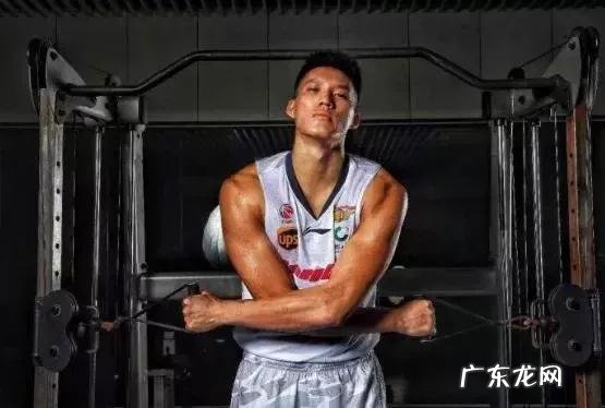 正式确定!广东宏远新赛季五大中锋让人期待,杜锋能否创造奇迹?