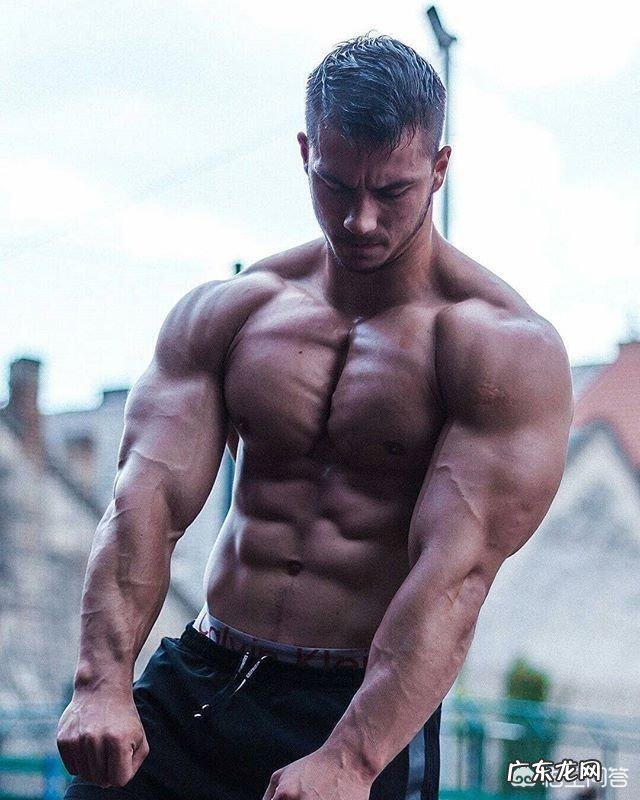 坚持30天,每天只做100个卷腹,能练出6块腹肌吗