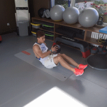 请问腹肌上有油脂层,还可以练成腹肌吗