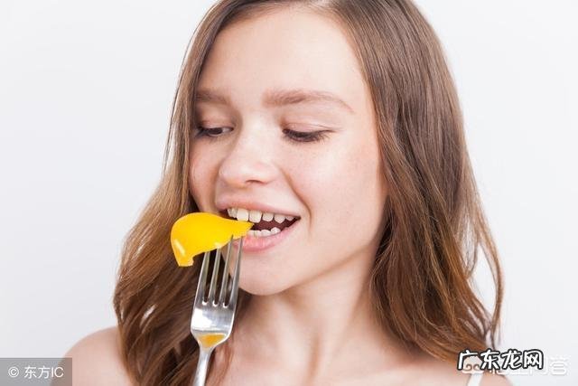 如何帮助儿童了解自己的性别？