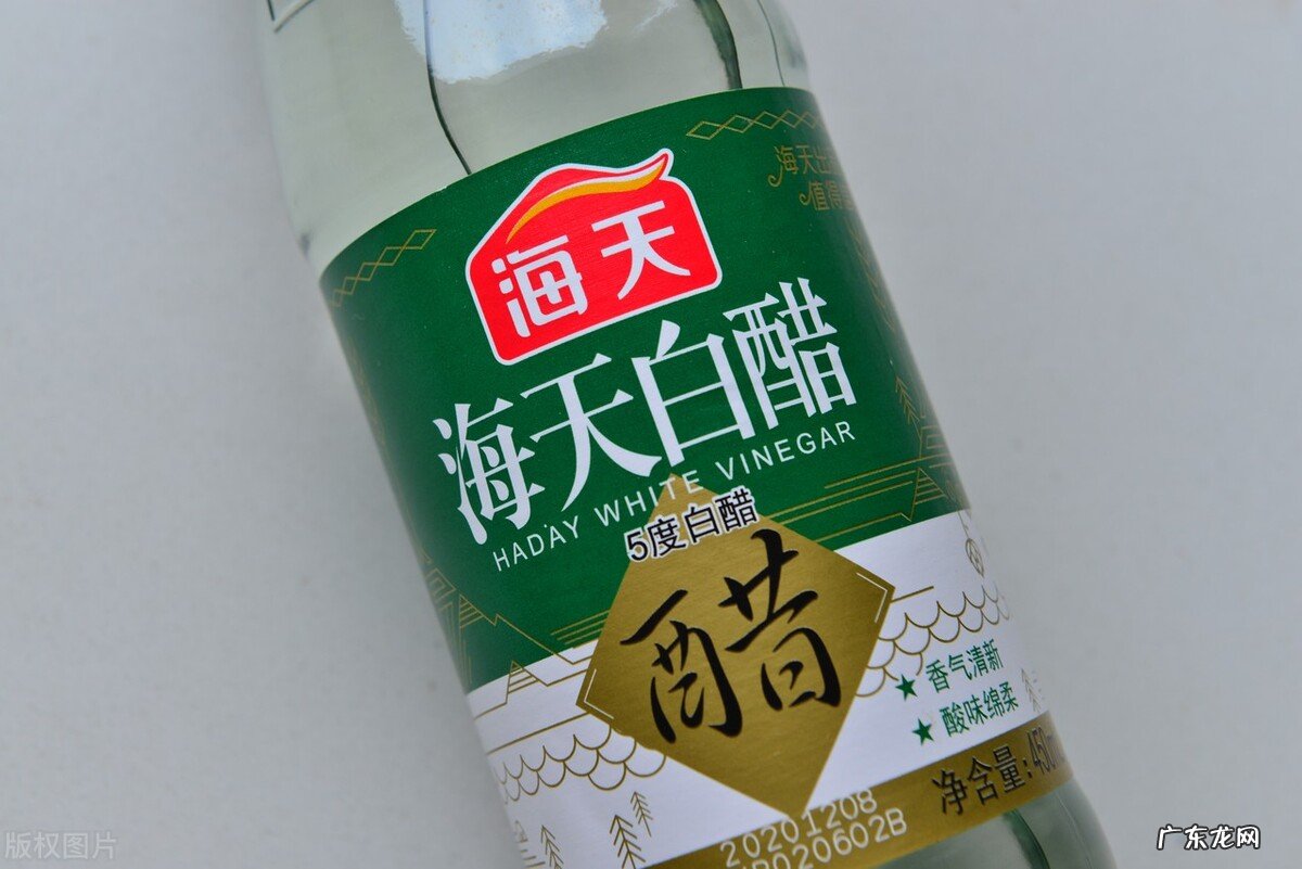 白衬衫衣领发黄怎么洗 白寸衫发黄怎么洗干净