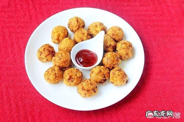 哪种蔬菜和肉类搭配做丸子好吃?怎么做的?