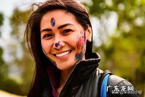 圣诞节快到了,可是有家长不赞同过“洋节”,你们怎么看