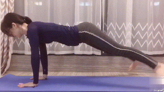 腰腹两侧赘肉多别只做卷腹!3个方法让你腰围下降5cm