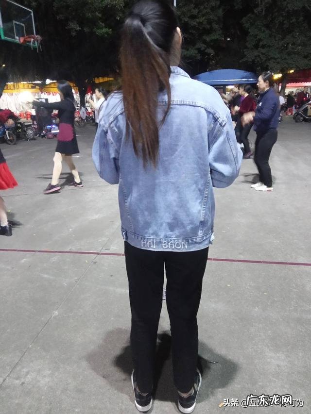 32步的健身操放什么歌曲劲爆