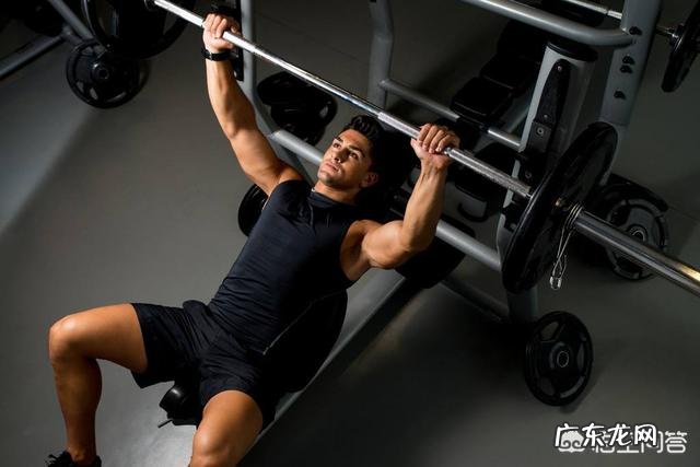 想增肌碳水化合物该怎么吃,是多吃精致碳水还是粗粮碳水?