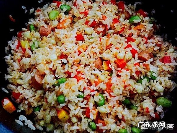 抖音里的番茄网红焖饭究竟怎么做