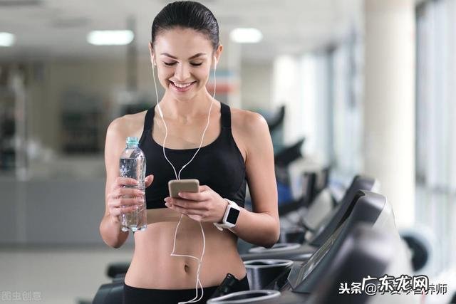 靠墙站立4个月瘦了6斤多,正常吗