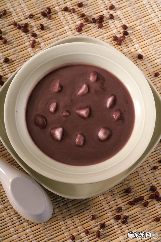 红豆能用来制作什么甜品？