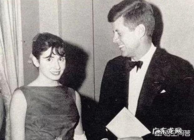 历史上有哪些名人是同月同日生？