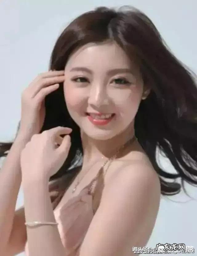 李嘉诚和表妹结婚，不是近亲繁殖吗为什么子女好像也正常