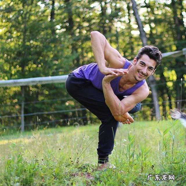 哪些高效的王牌减肥动作,每天5分钟,轻松练出衣架身材