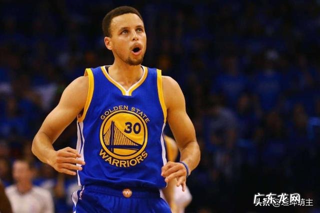 库里不高不壮,速度也不快,为什么那么难防守?