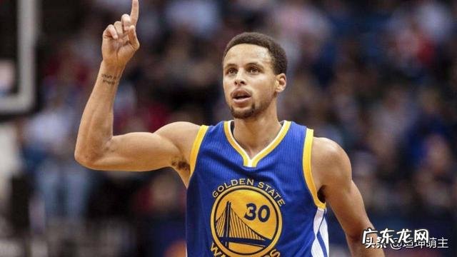 库里不高不壮,速度也不快,为什么那么难防守?