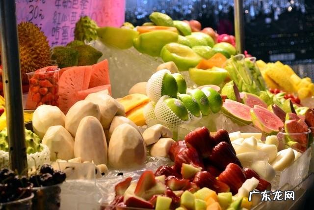 快夏天了,摆摊卖什么能月入3-5万