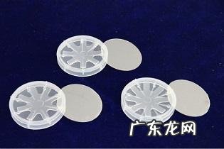 除了纳米材料,还有哪些材料也可影响细胞行为?