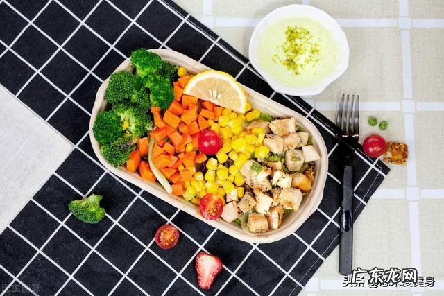 每天做两百个卷腹，坚持一个月，肚子会变小吗还有哪些其他的方法