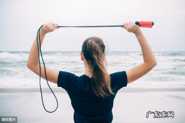 每天15分钟跳绳,坚持2个月,体脂率下降5%