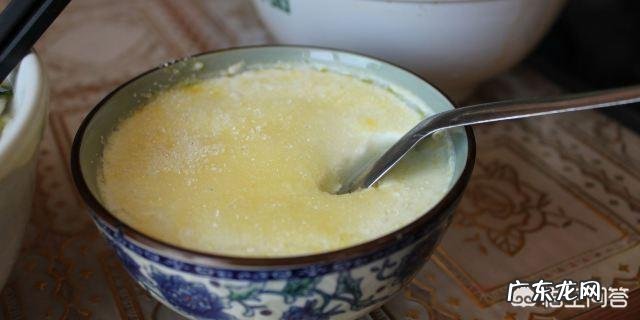 去青海湖骑行租自行车需要带什么装备,车行的装备是另外收费吗?