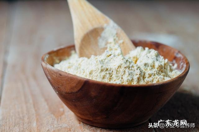 早上起来喝一碗豆浆美滋滋的,那么到底是甜豆浆好喝还是咸豆浆呢