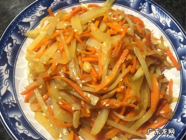 土豆丝炒胡萝卜丝是怎么做的