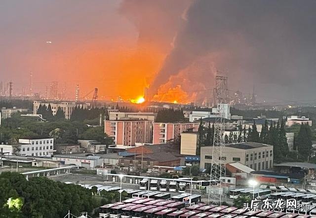 化工厂爆炸一般多久能扑灭 上海石化火灾爆炸事故