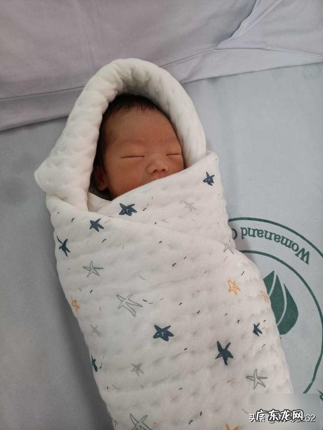 新生儿一个月开销大概是多少?