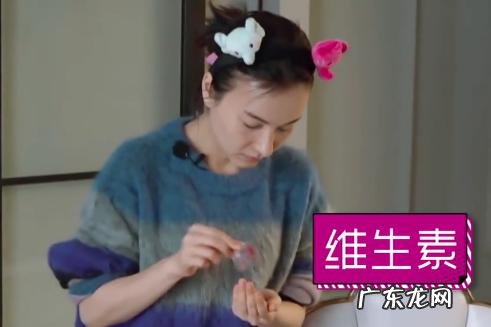 一边吃麻辣烫,一边用天价护肤品,吴昕的日常生活真实得可怕