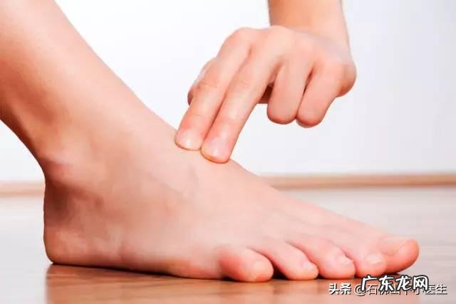 小狗小便次数太多是不是有什么问题啊?