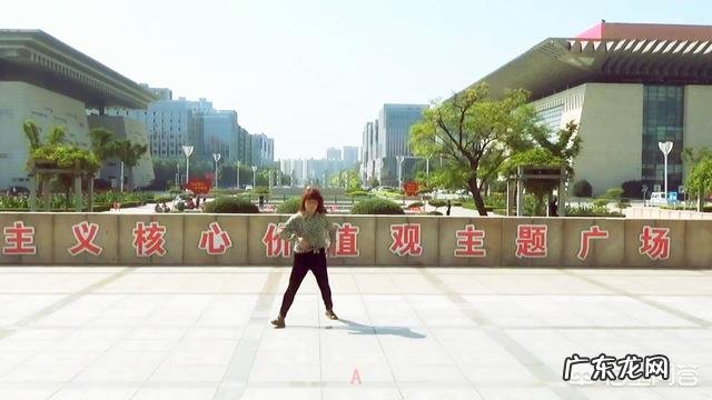 有哪些适合一个人表演的舞蹈