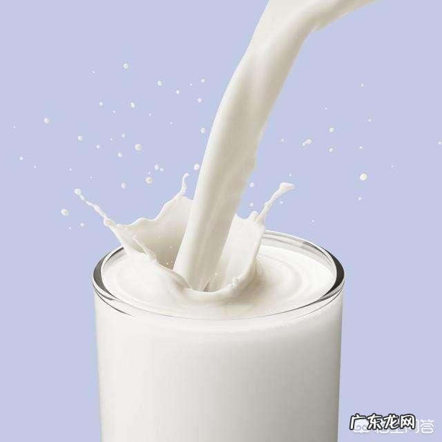 请问:减脂期间一定要喝脱脂奶粉吗还是低脂、脱脂轮换喝