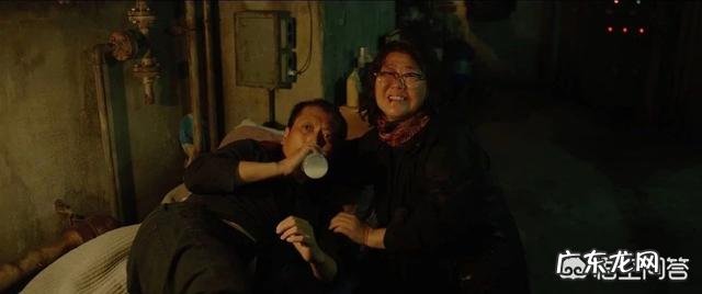 如何评价奉俊昊的神作《寄生虫》,此片对韩国影史有何种意义